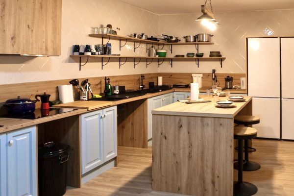 Kitchen hostel